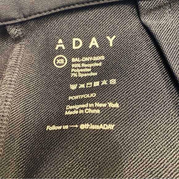 NWOT ADAY portfolio pants in MIDNIGHT size XS - Picture 3 of 8